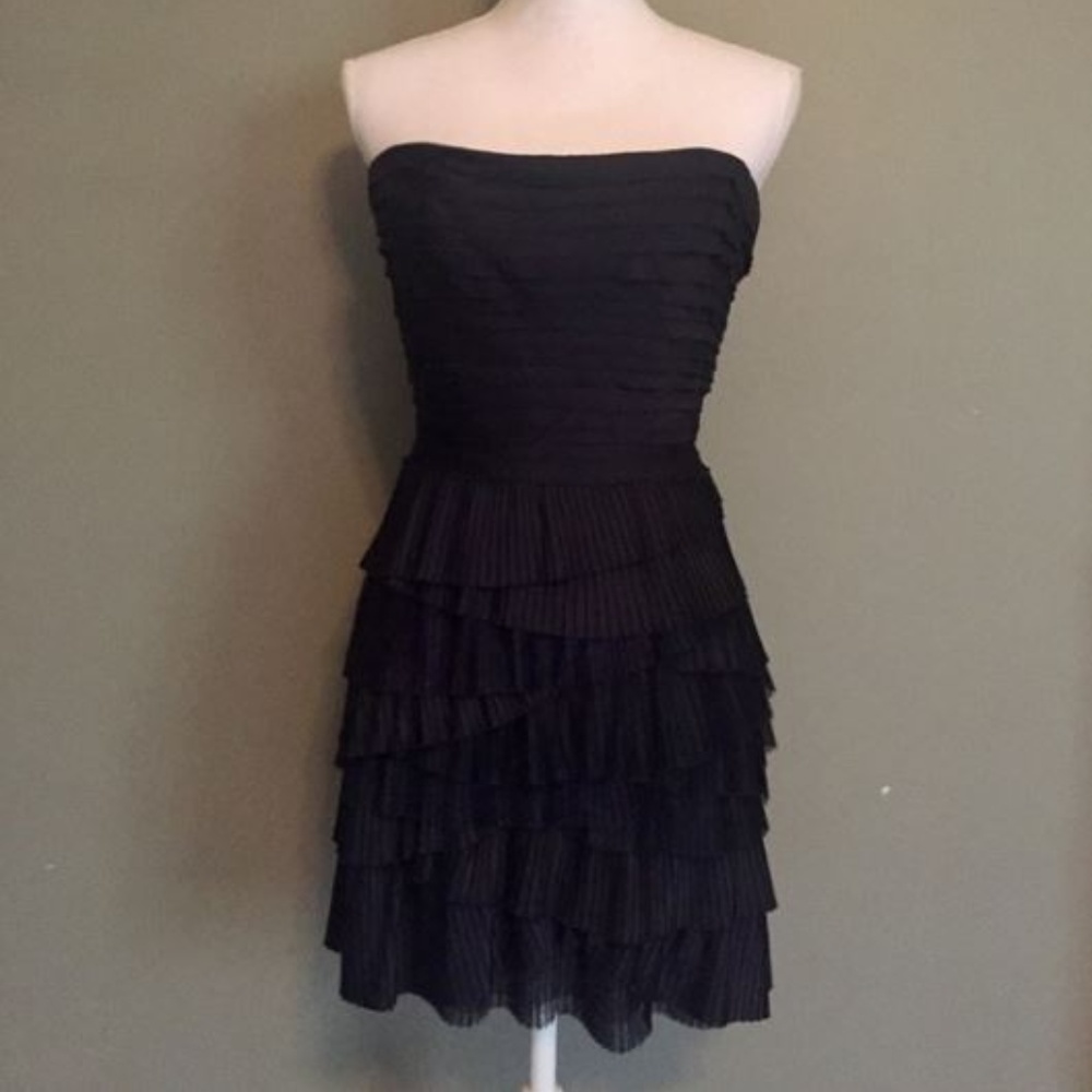 BCBGMAXAZRIA Tiered Ruffle Strapless Dress
